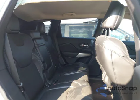 2018 Jeep Cherokee Latitude Plus Fwd из США, поврежденный, VIN 1C4PJLLBXJD537947